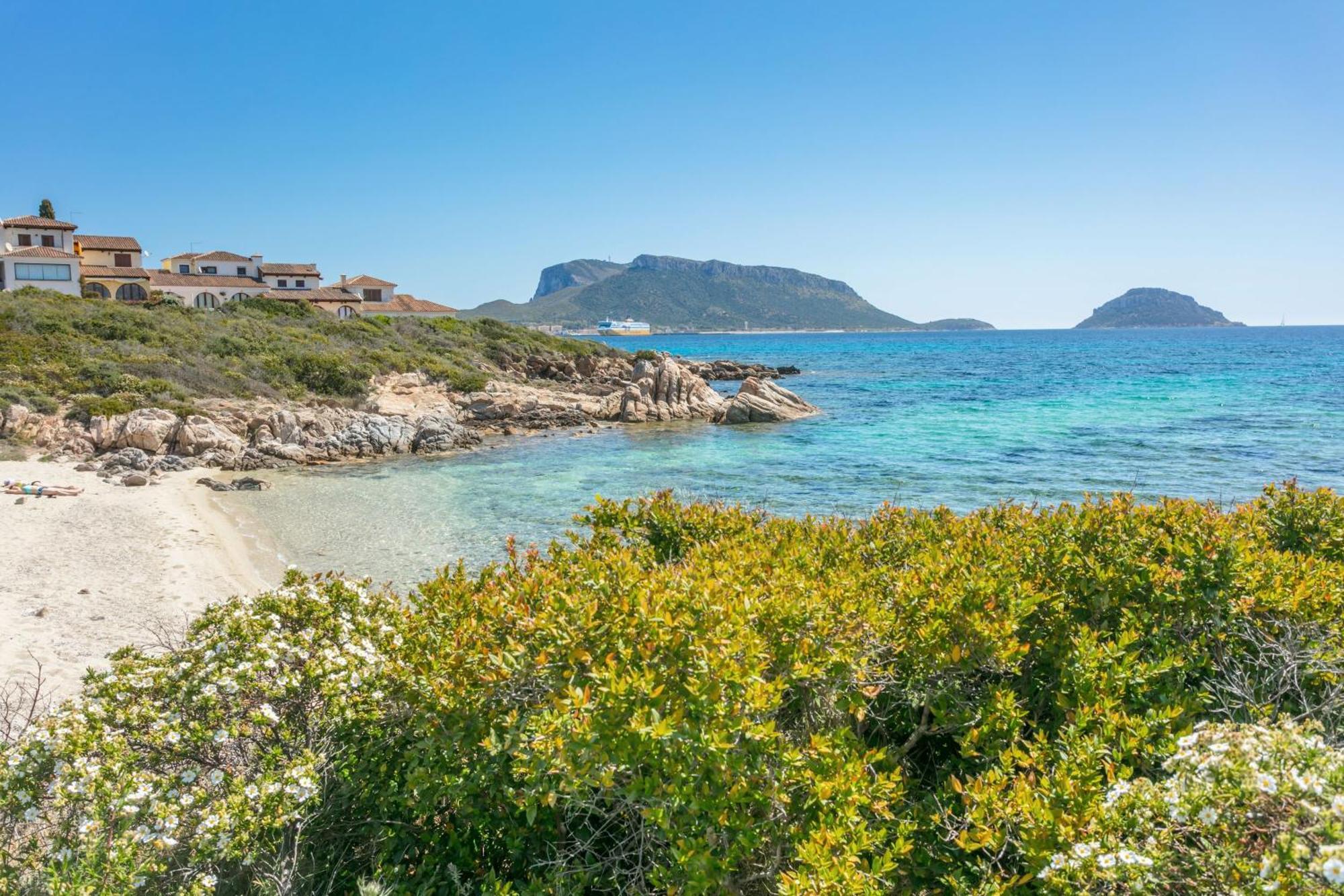 Ferienwohnung Golfo Aranci - Cala Delfino Exterior foto